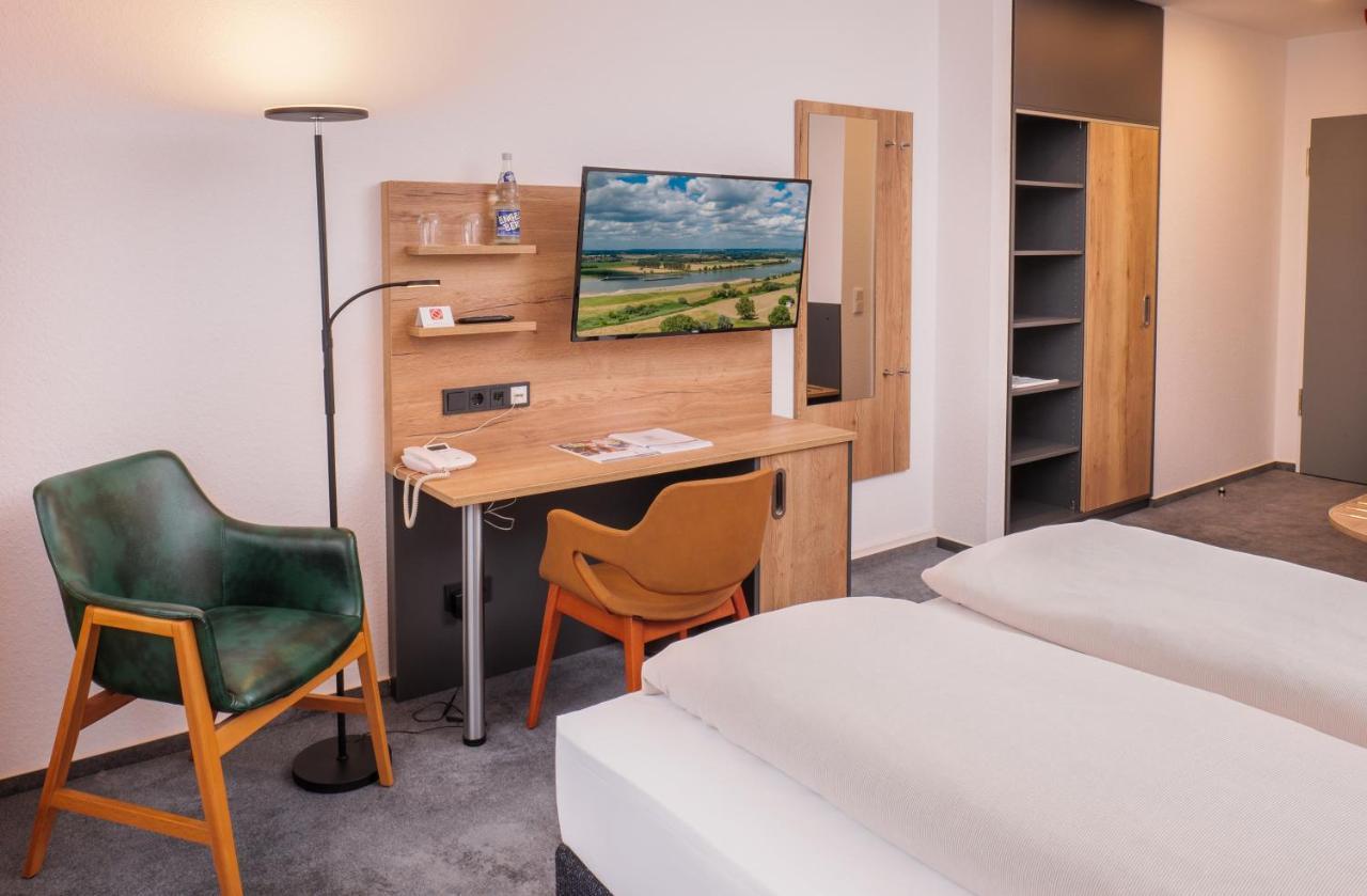Best Western Comfort Business Hotel Duesseldorf-Нойс Экстерьер фото