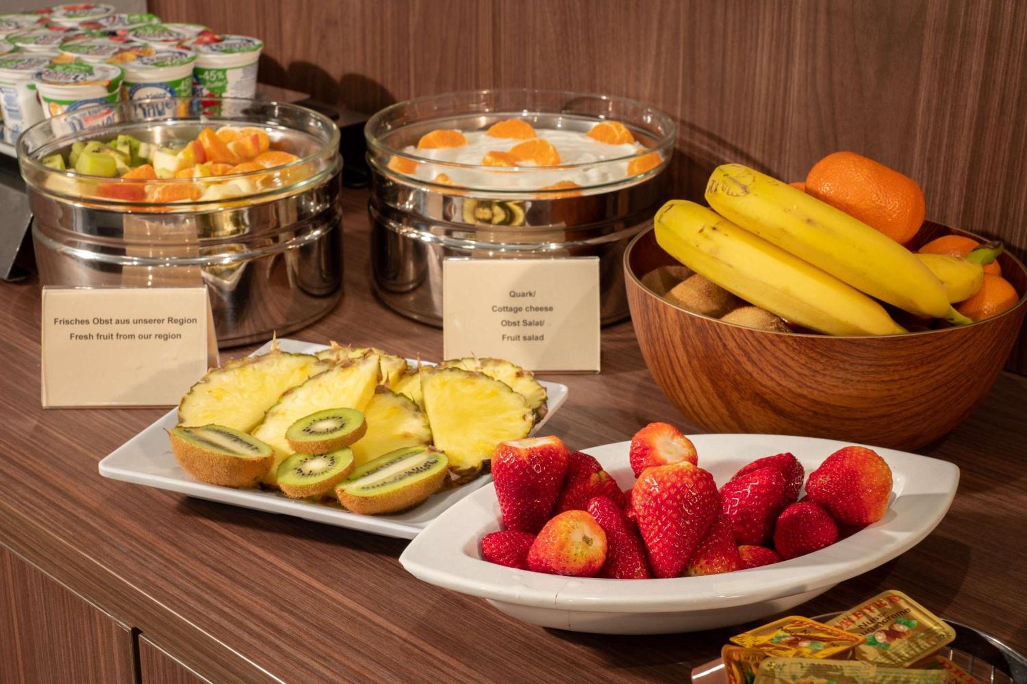 Best Western Comfort Business Hotel Duesseldorf-Нойс Экстерьер фото