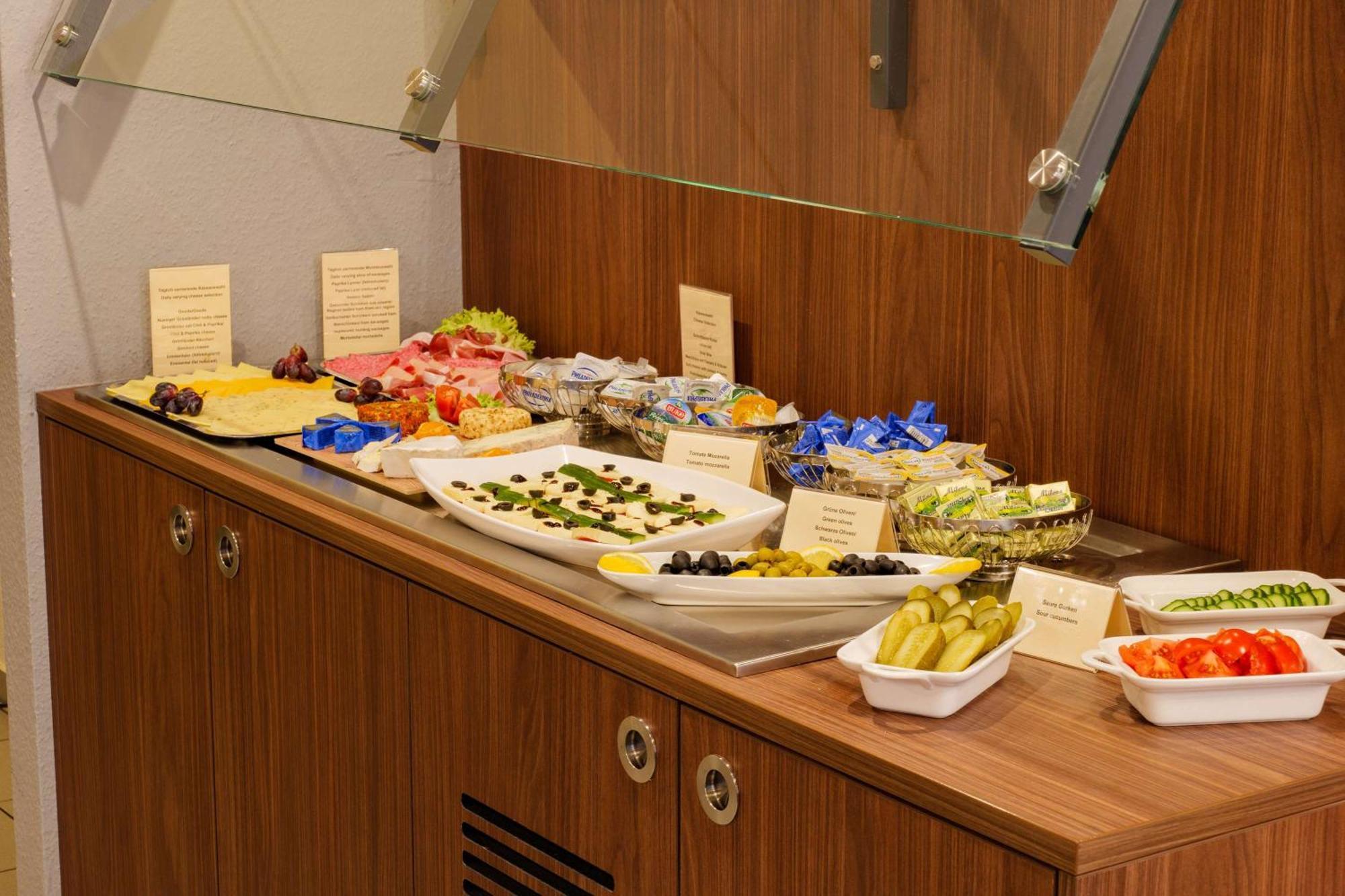 Best Western Comfort Business Hotel Duesseldorf-Нойс Экстерьер фото