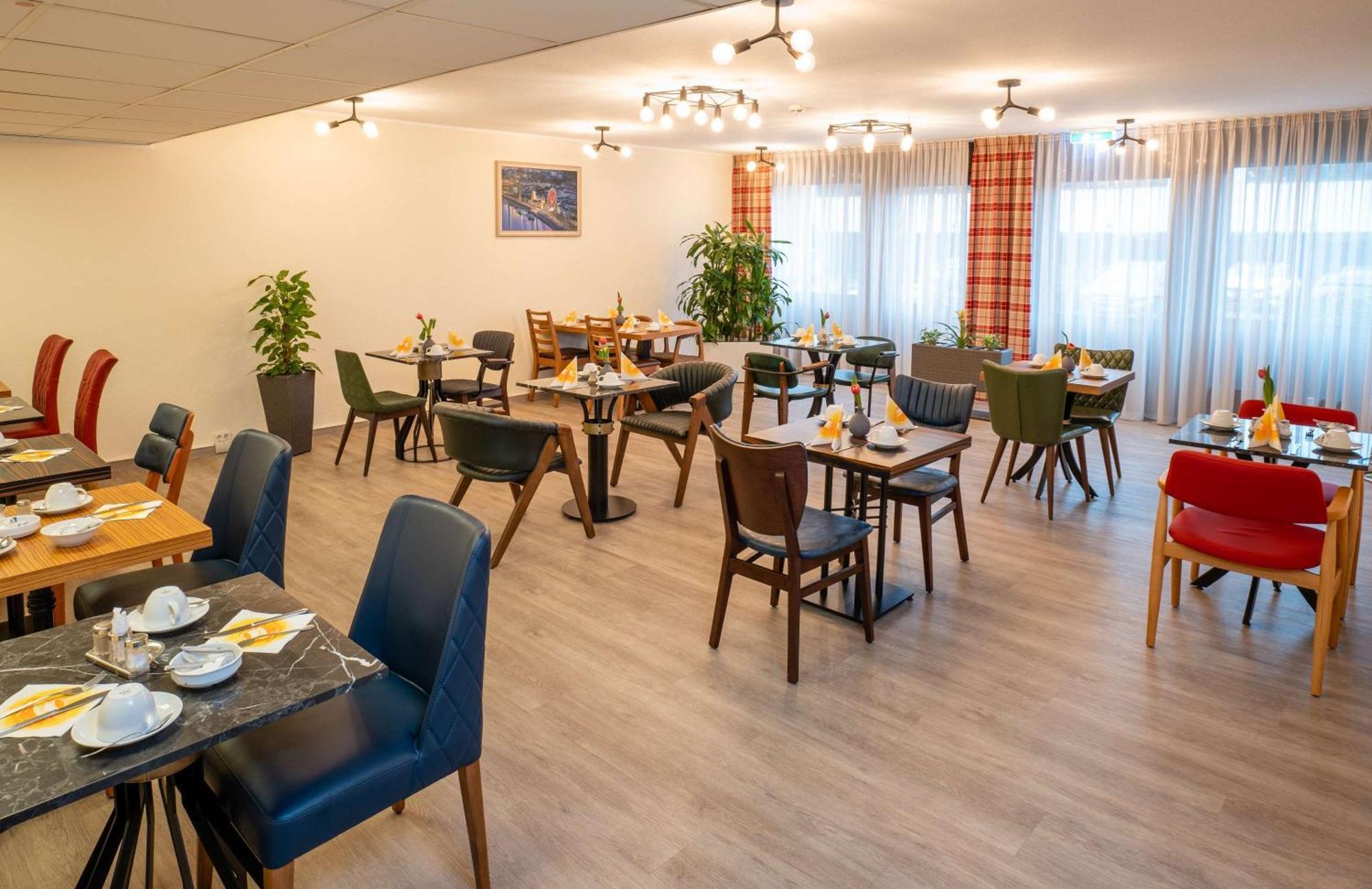 Best Western Comfort Business Hotel Duesseldorf-Нойс Экстерьер фото